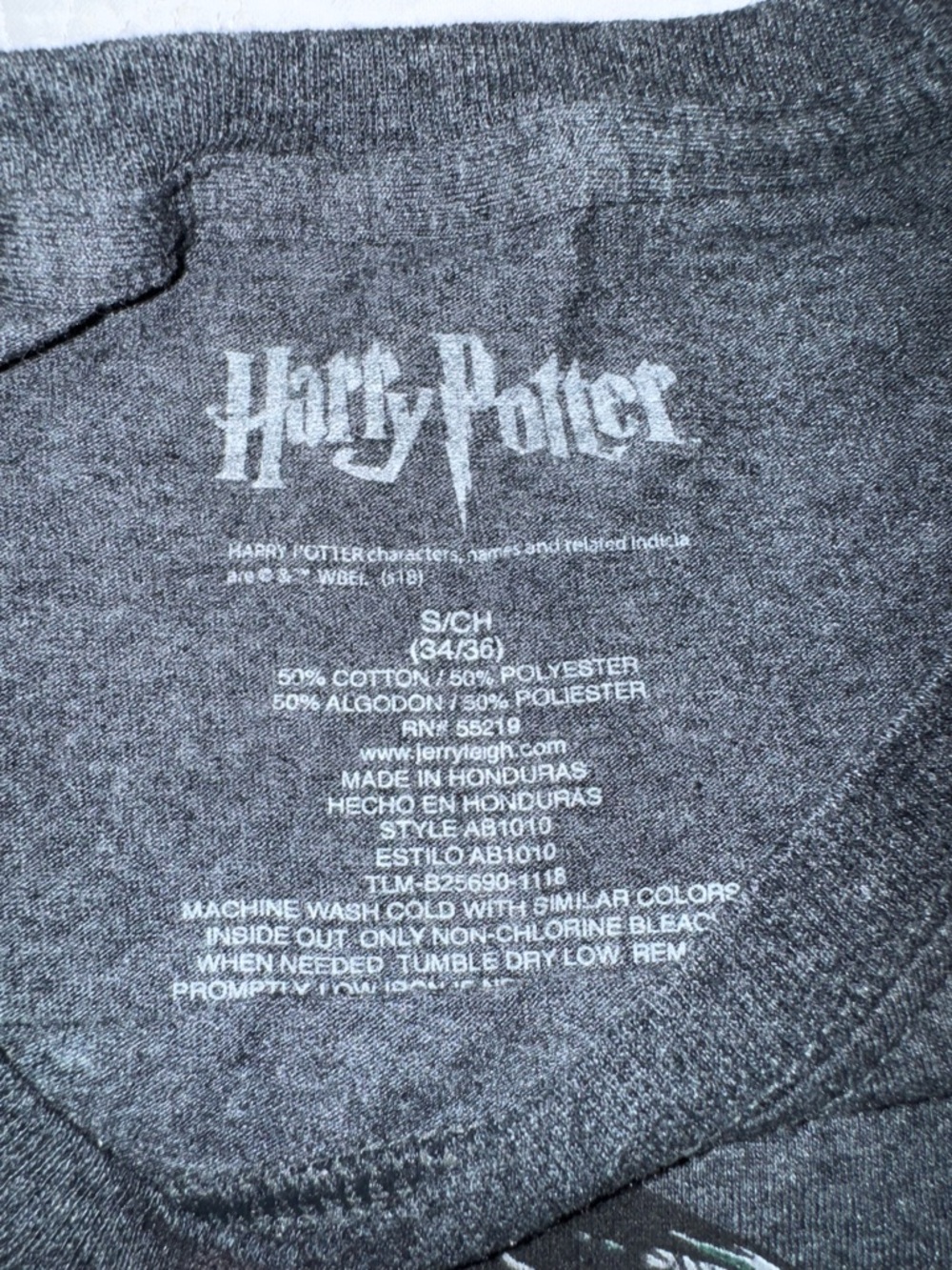Harry Potter Slytherin Hogwarts Tee Dark Academia Shirt Vacation Universal - Picture 4 of 5